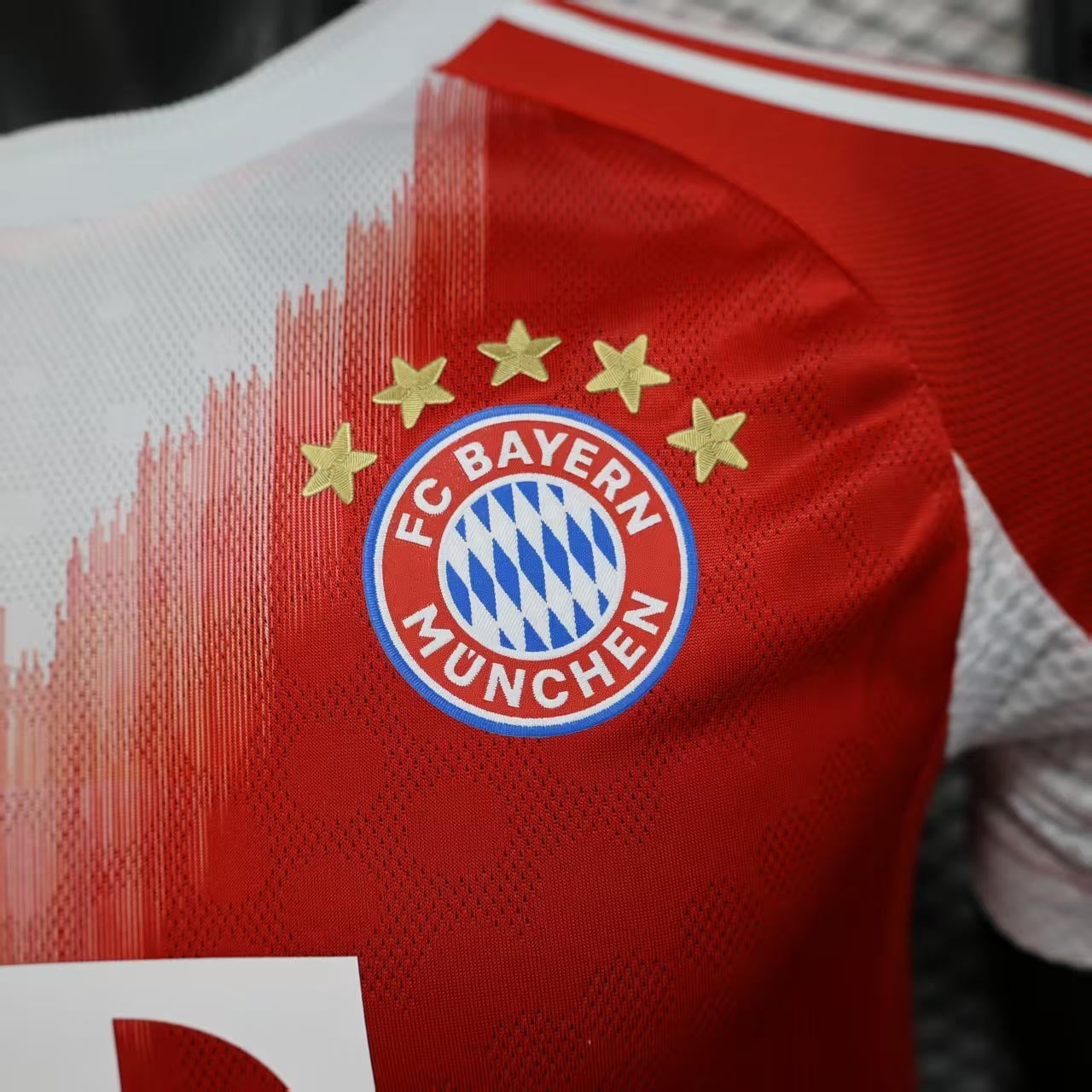 Camisa Bayern de Munique 25/26 Home - (Jogador) Manga Longa