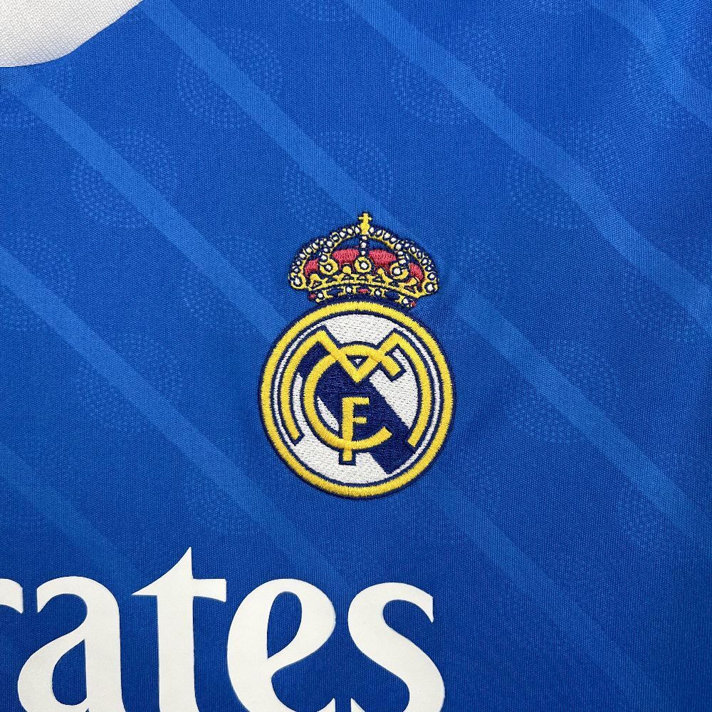 Camisa Real Madrid 25/26 Third - (Torcedor) Manga Longa