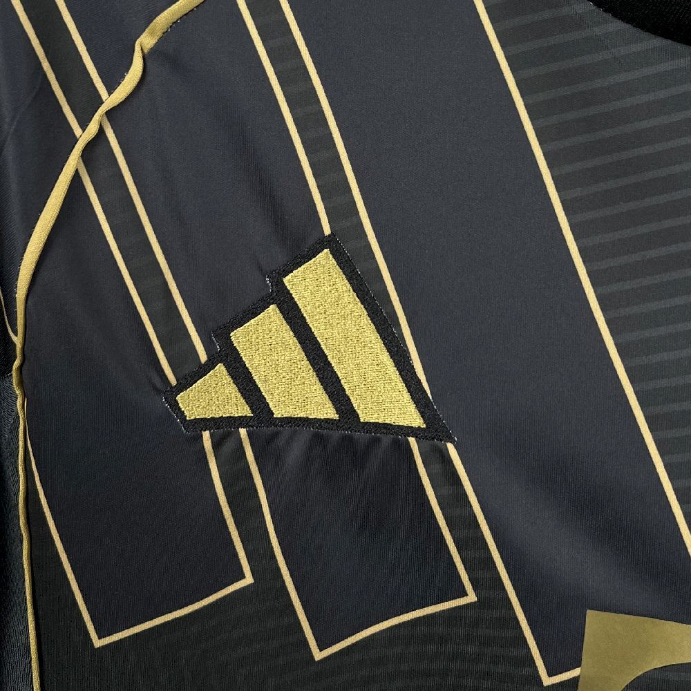 Camisa Bayern de Munique 25/26 Edição Especial - (Torcedor)