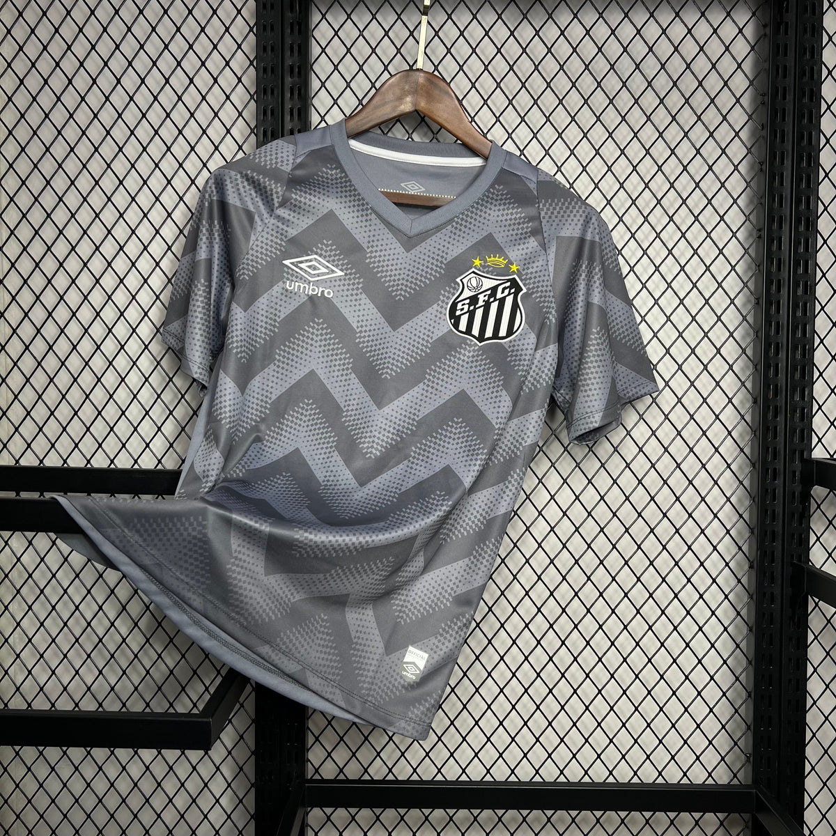 Camisa Santos Treino 24/25 - Umbro (Torcedor) Masculina