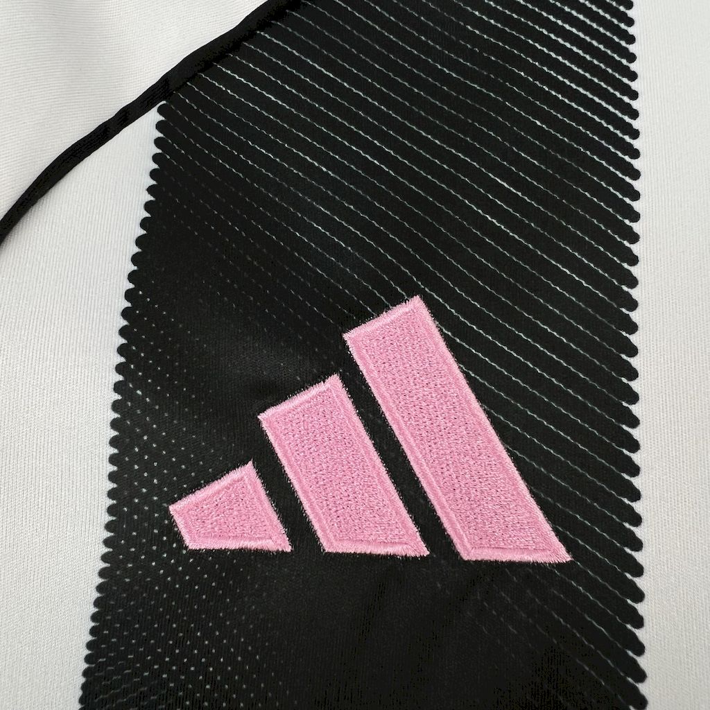 Camisa Juventus 25/26 Home (Sem Patrocínio) - (Feminina)