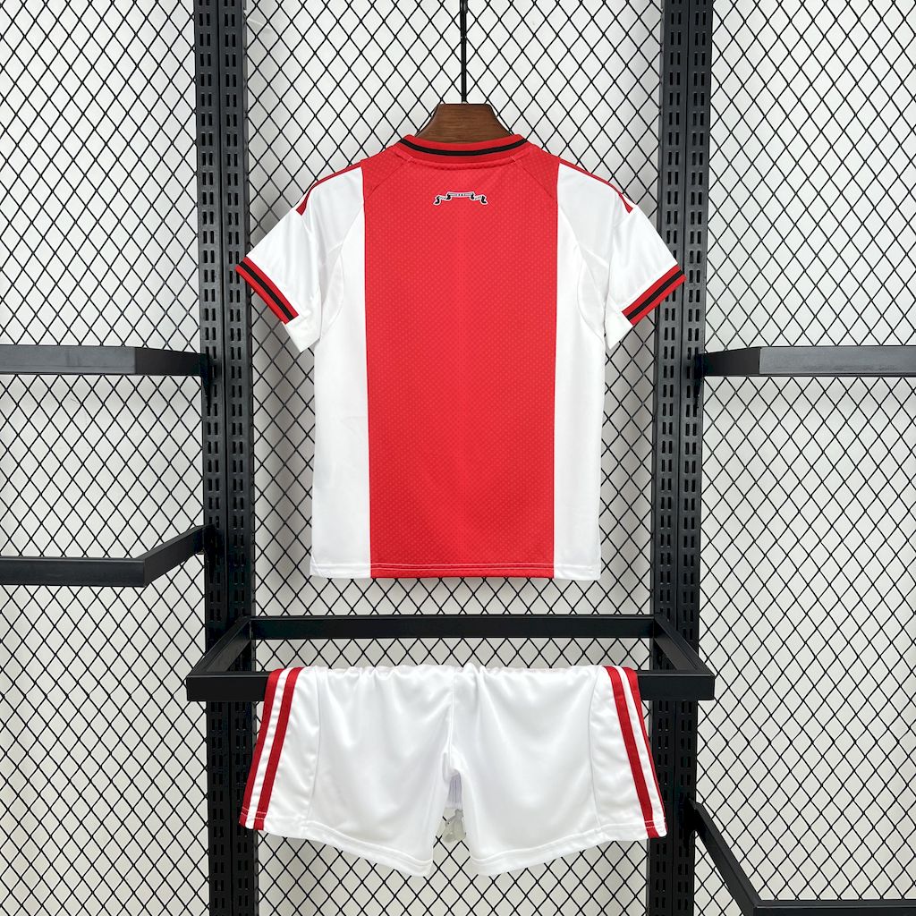 Kit Infantil Ajax Home 25/26