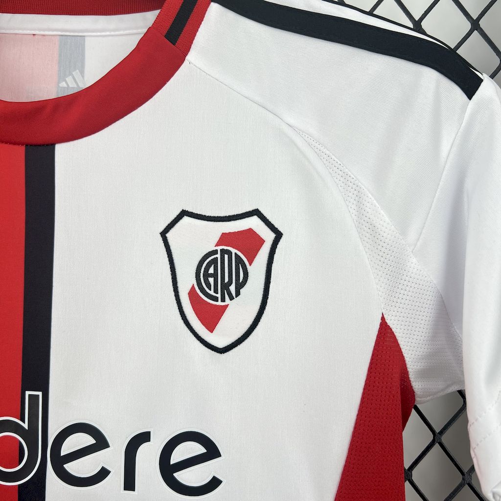 Kit Infantil River Plate 2025 Third