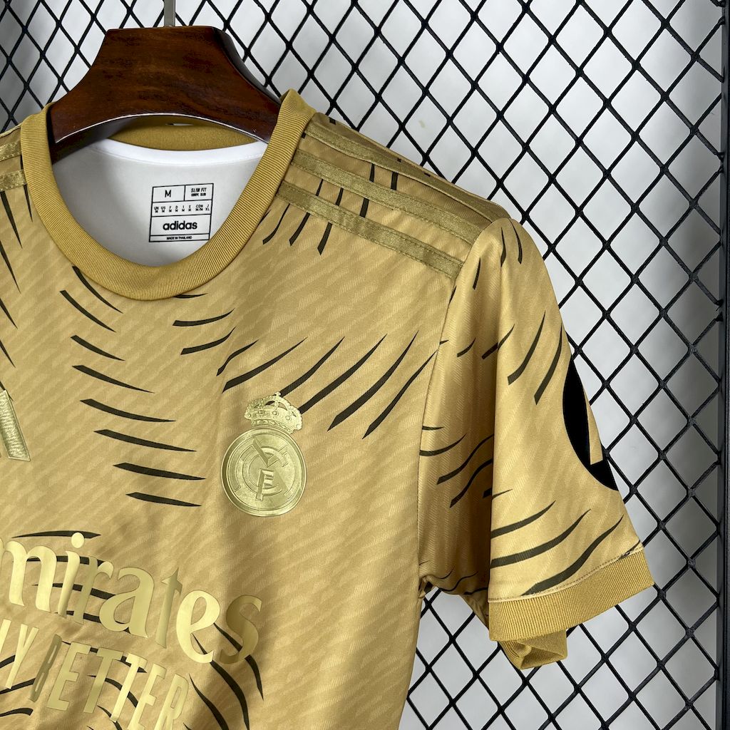 Camisa Real Madrid Treino 25/26 - (Torcedor) Masculina