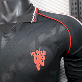 Camisa Manchester United Edição-Especial Adidas 25/26 - Versão (Jogador) Manga Comprida