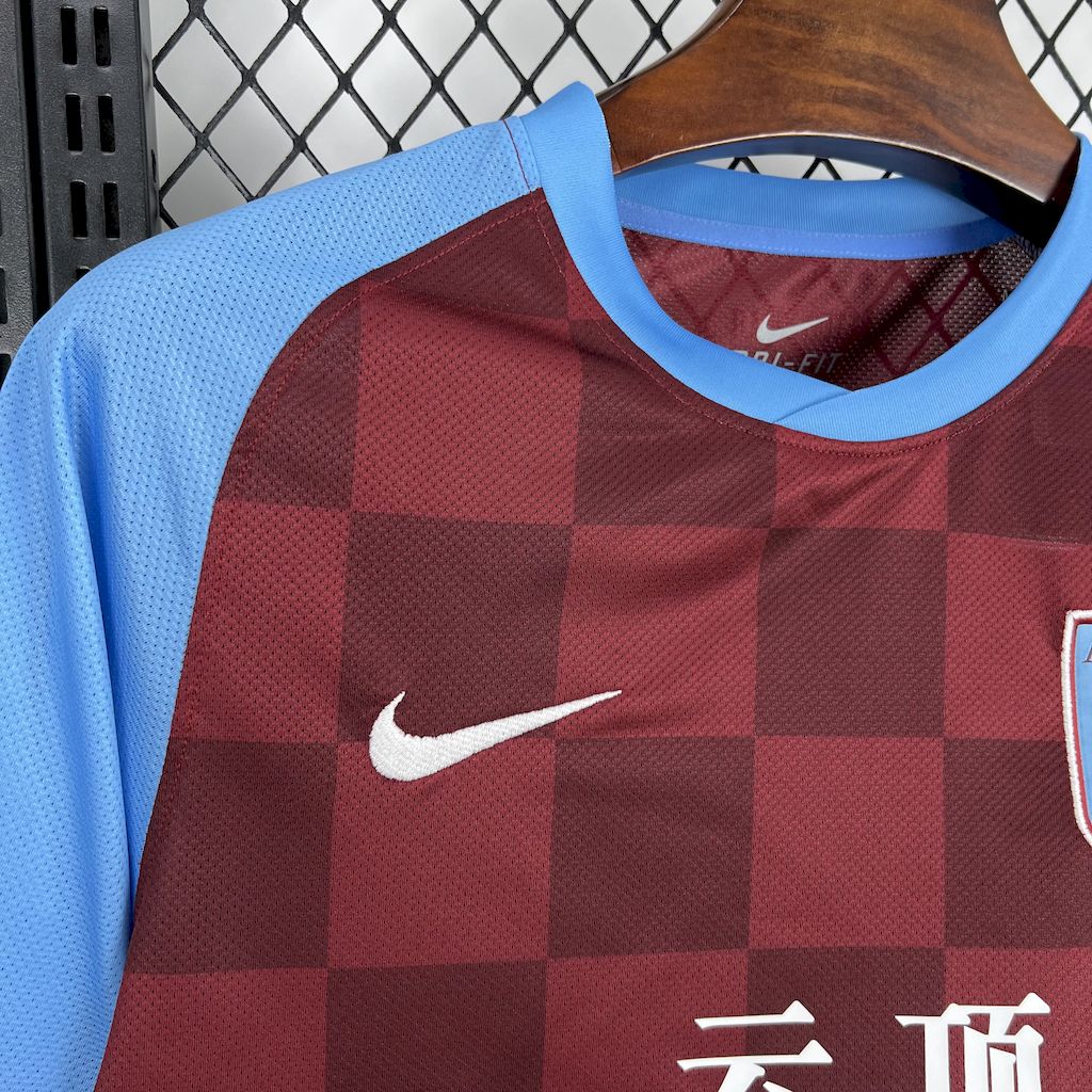 Camisa Aston Villa Home 11/12 - Versão (Retrô)