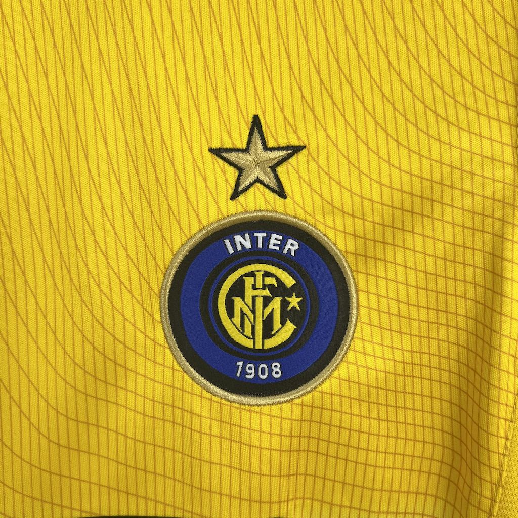 Camisa Inter de Milão Third 02/03 - Versão (Retrô)