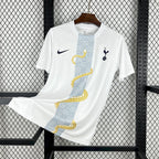Camisa Tottenham 24/25 Pré-Jogo Ano Novo Chinês - (Torcedor)
