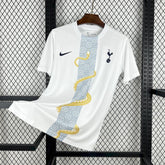 Camisa Tottenham Gold Snake Edition 25/26 - (Torcedor) Masculina