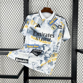 Camisa Real Madrid Glory Graffiti Board 25/26 - (Torcedor) Masculina