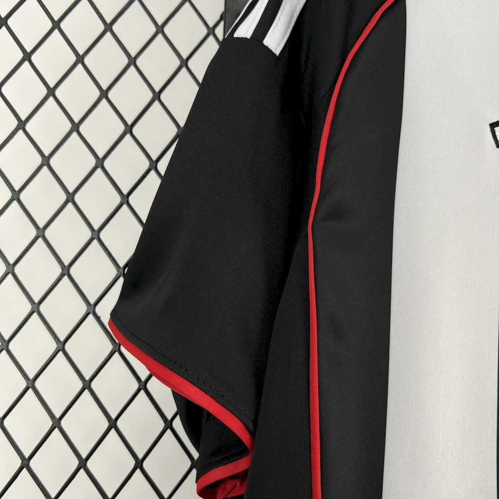 Camisa Besiktas Away 25/26 - (Torcedor) Masculina