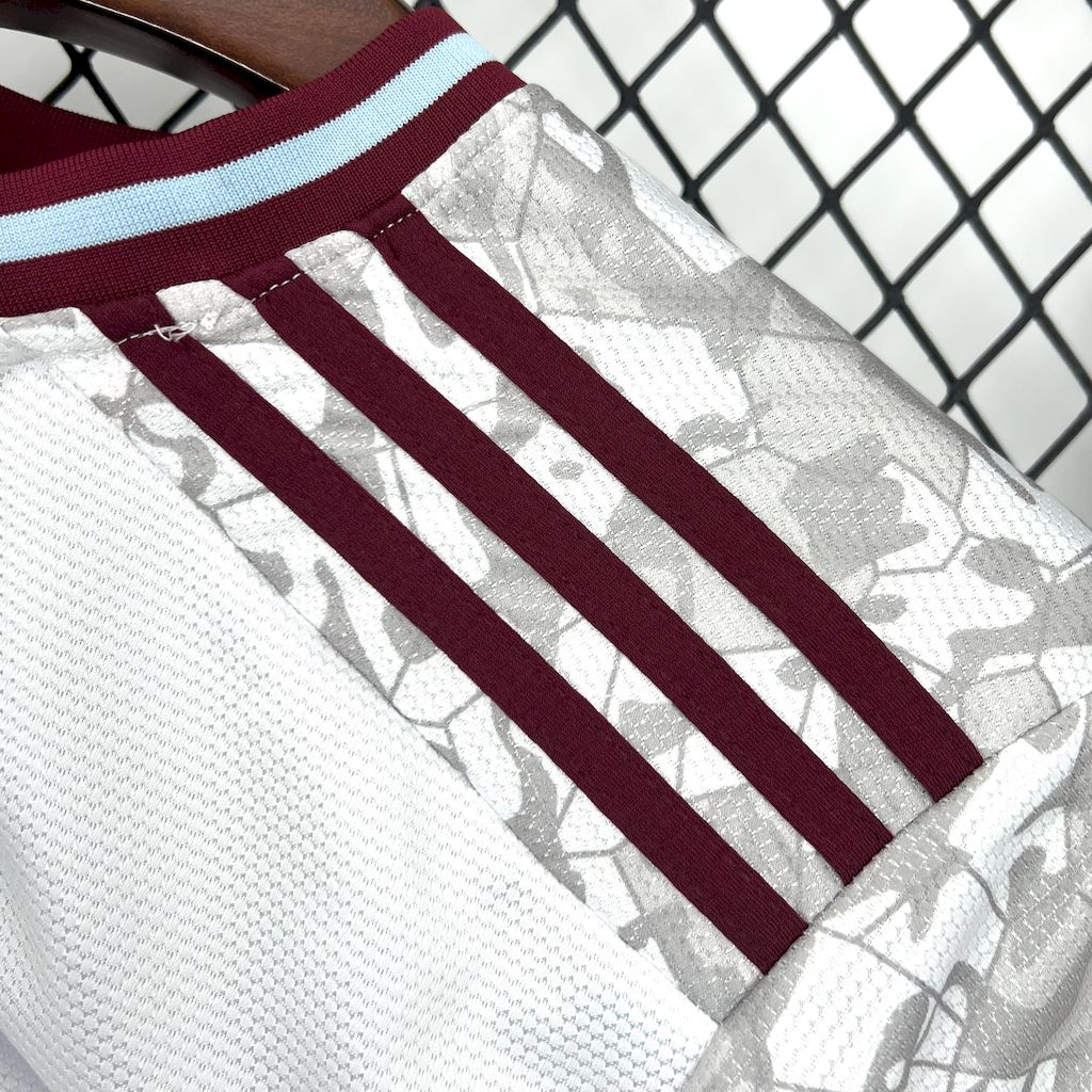 Camisa Aston Villa Third 25/26 - Versão (Torcedor) Masculina