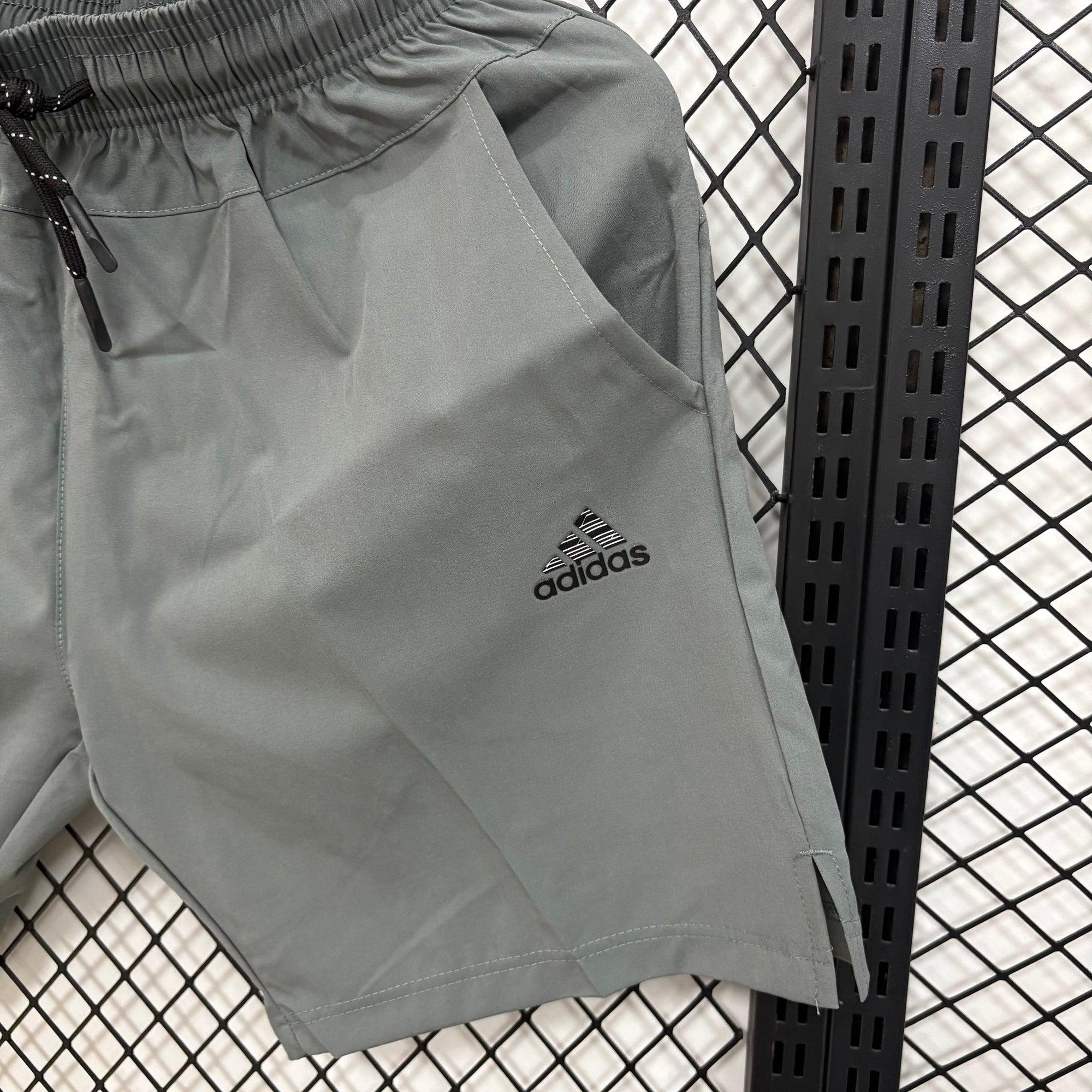Shorts Adidas  Casual - (Torcedor) Com Bolsos