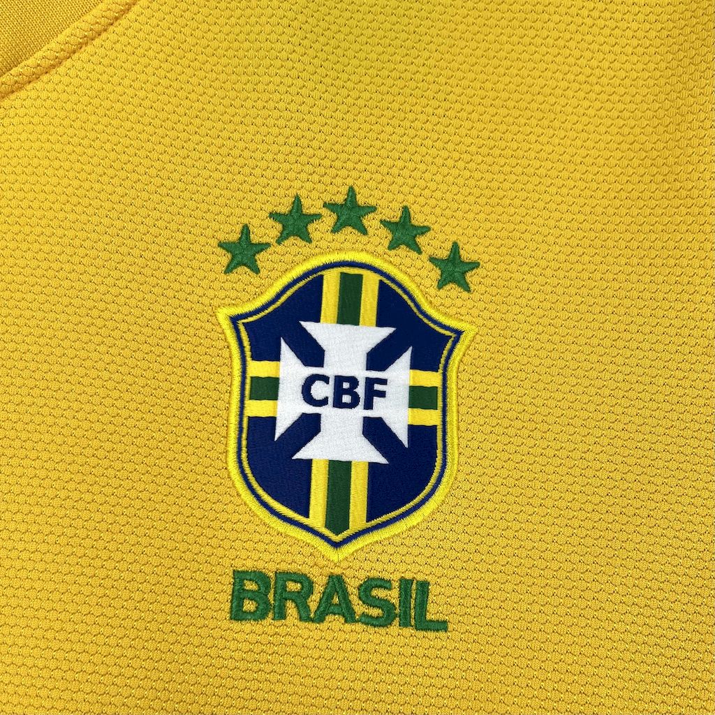 Camisa Brasil Home 12/13  - Versão (Retrô)