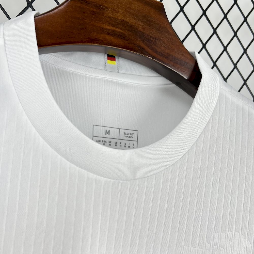 Camisa Alemanha Aniversário Branca 25/26 - (Torcedor) Masculina