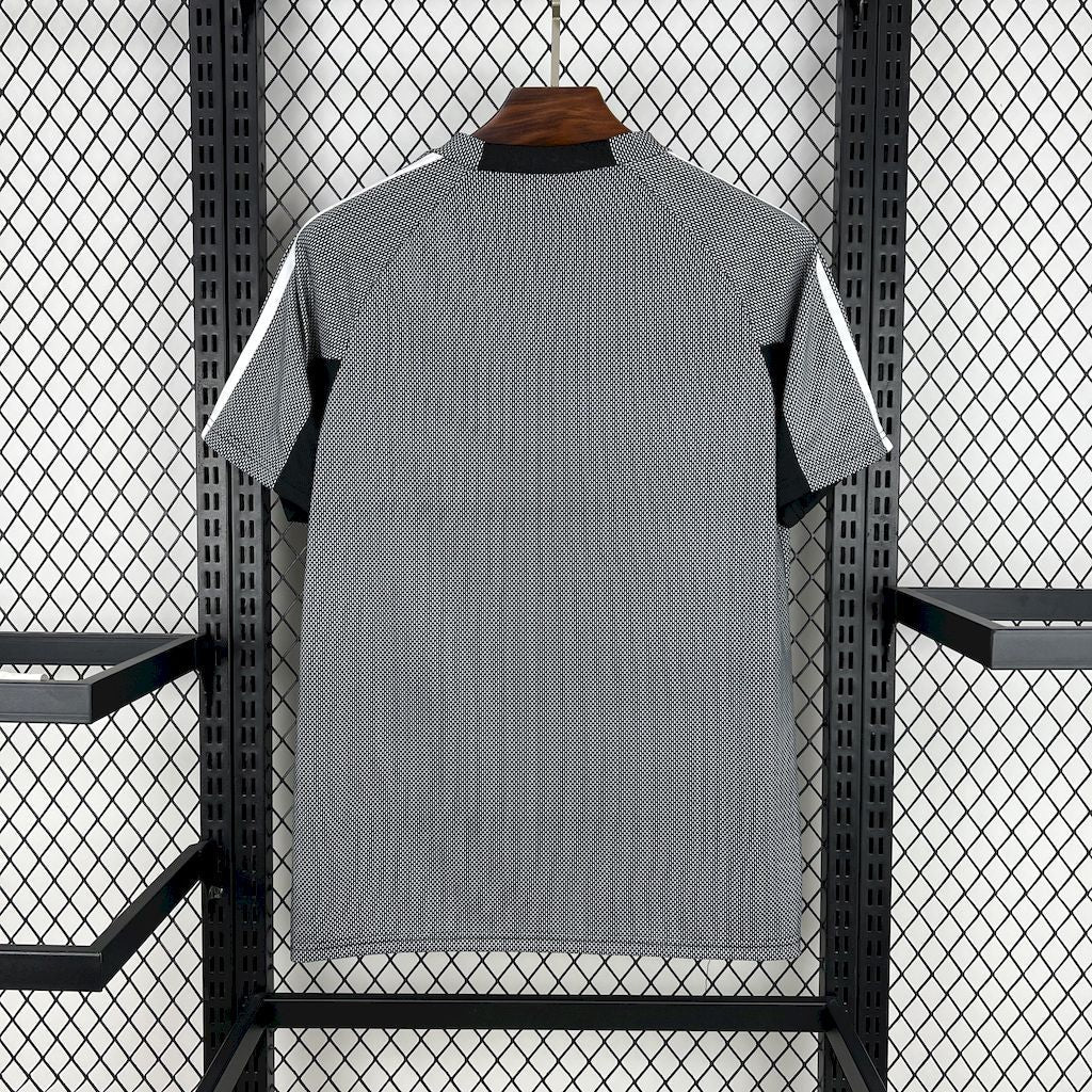 Camisa Real Madrid Goleiro 02/03 - Versão (Retrô)