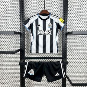 Kit Infantil NewCastle Home 24/25