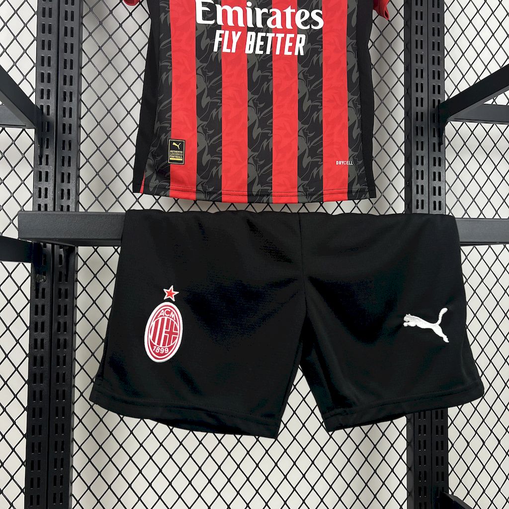Kit Infantil Milan Home 25/26