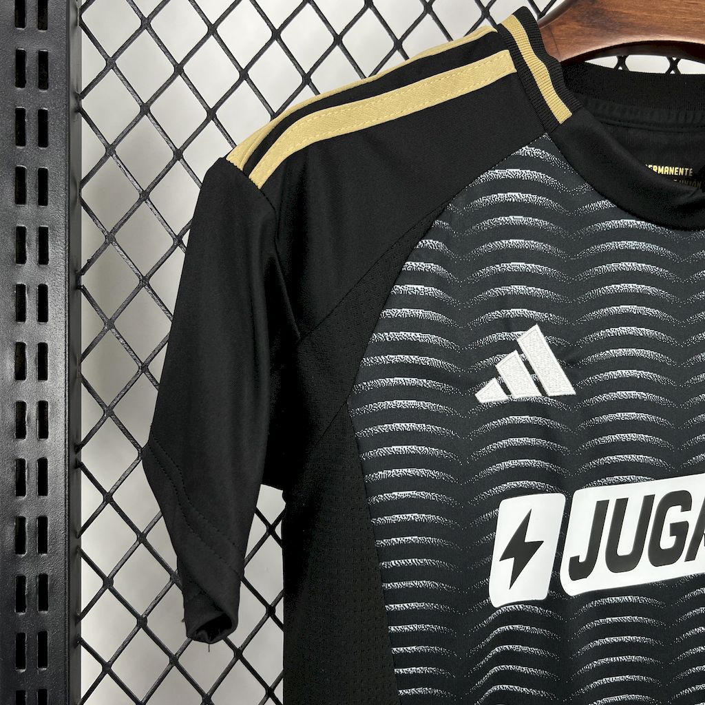 Kit Infantil Colo-Colo 2025 Away