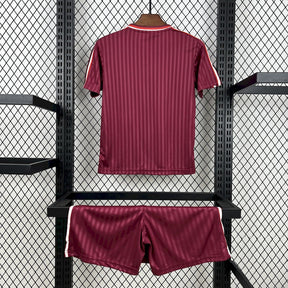 Kit Infantil Bayern de Munique 25/26 Terrace Icons