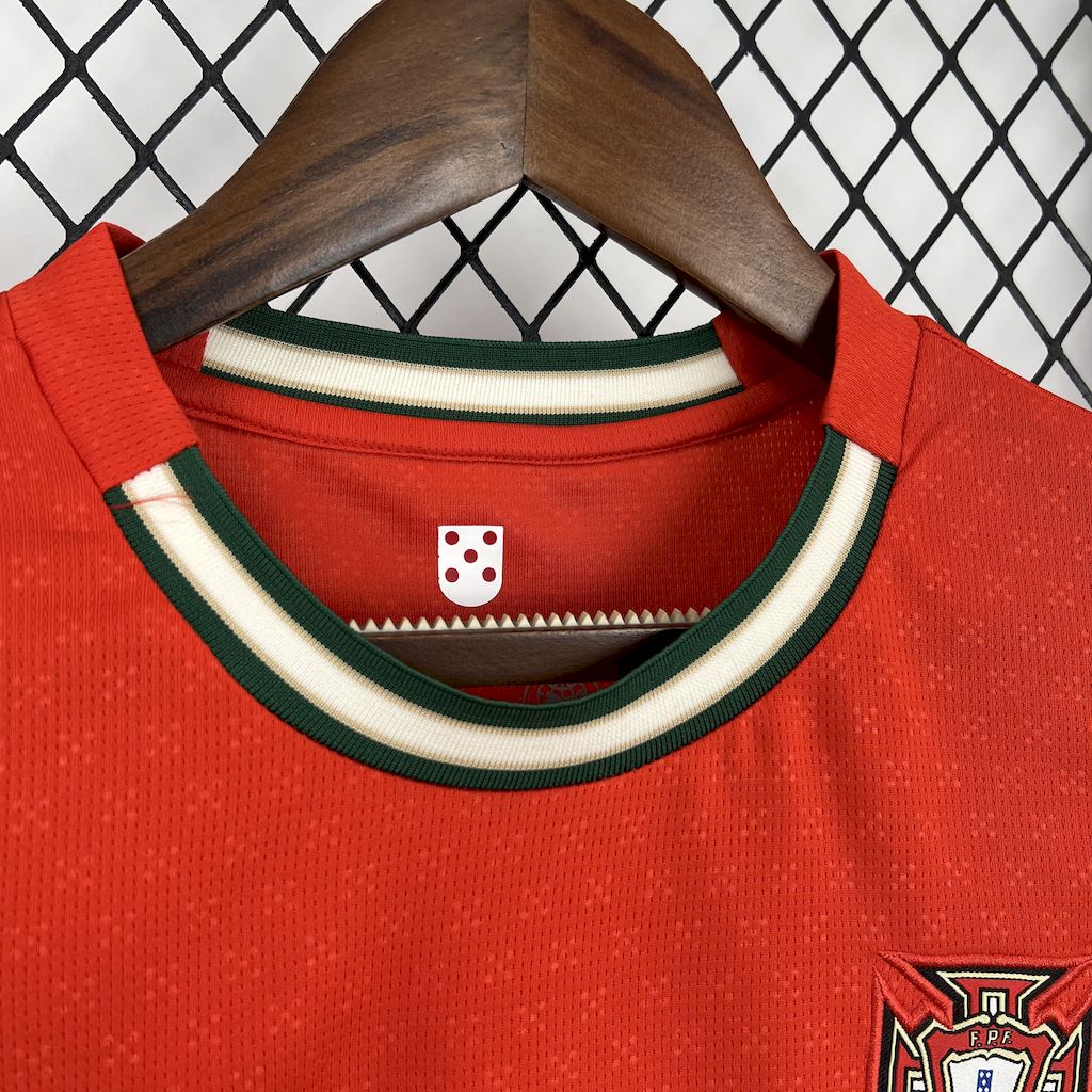 Camisa Portugal Home 25/26 - Versão (Feminina)