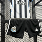 Kit Infantil Newcastle 25/26 Home