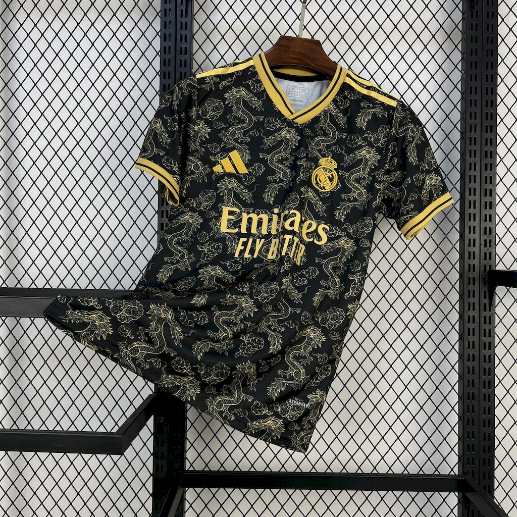 Camisa Real Madrid Black Golden Dragon Edition 25/26 - (Torcedor) Masculina