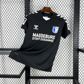 Camisa FC Magdeburg Black Edição-Comemorativa 24/25 - (Torcedor) Masculina