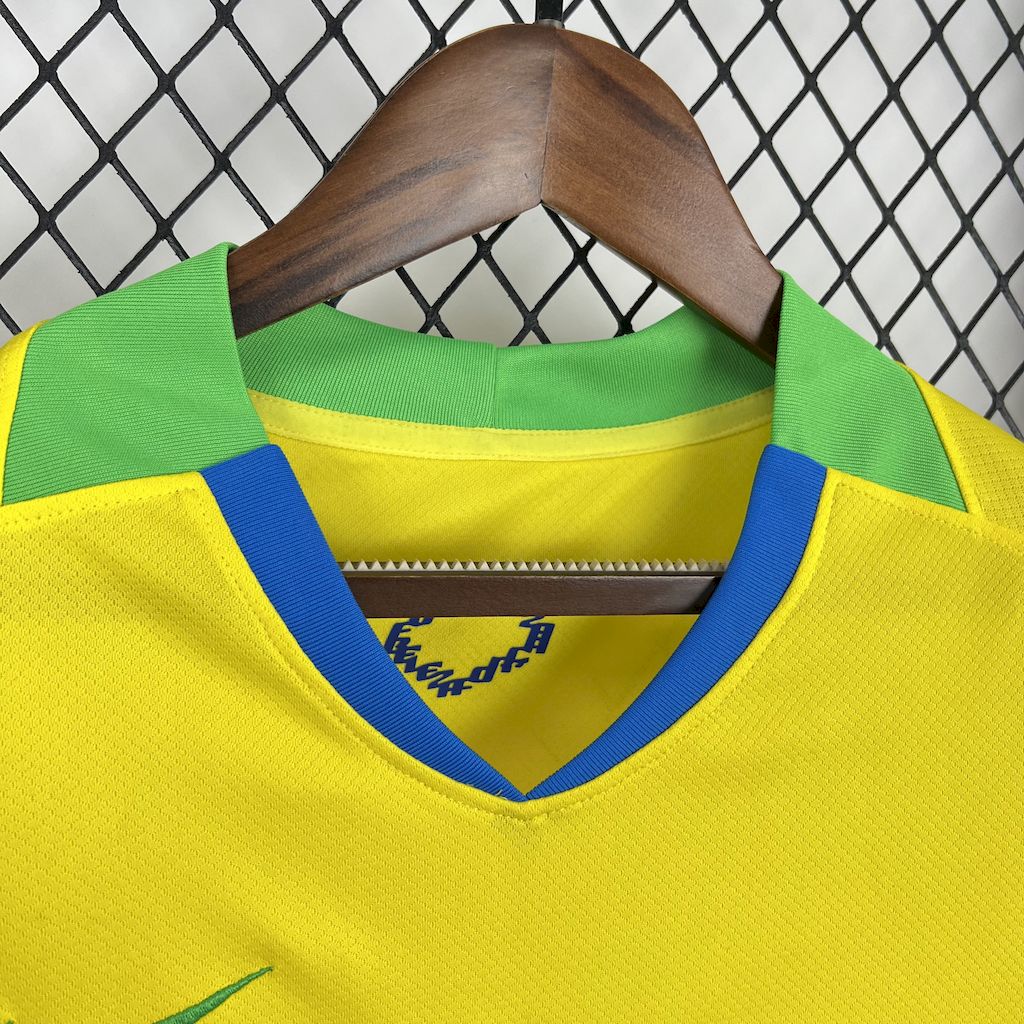 Camisa Brasil Home 25/26 - Versão (Feminina)