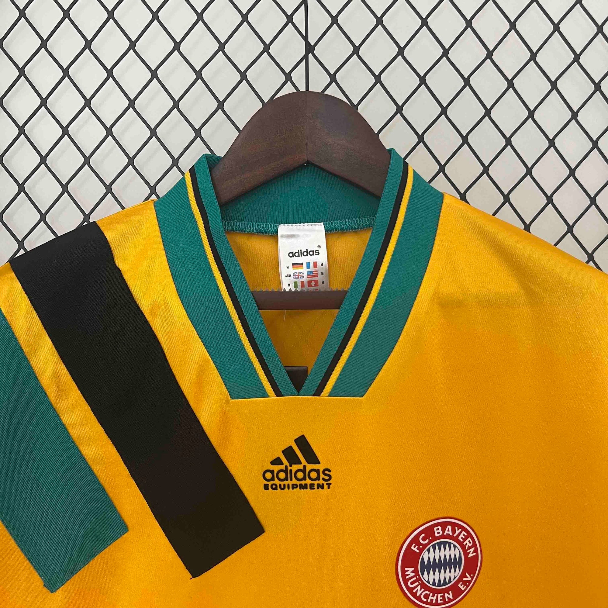 Camisa Bayern de Munique 95/96 Third - (Retrô)
