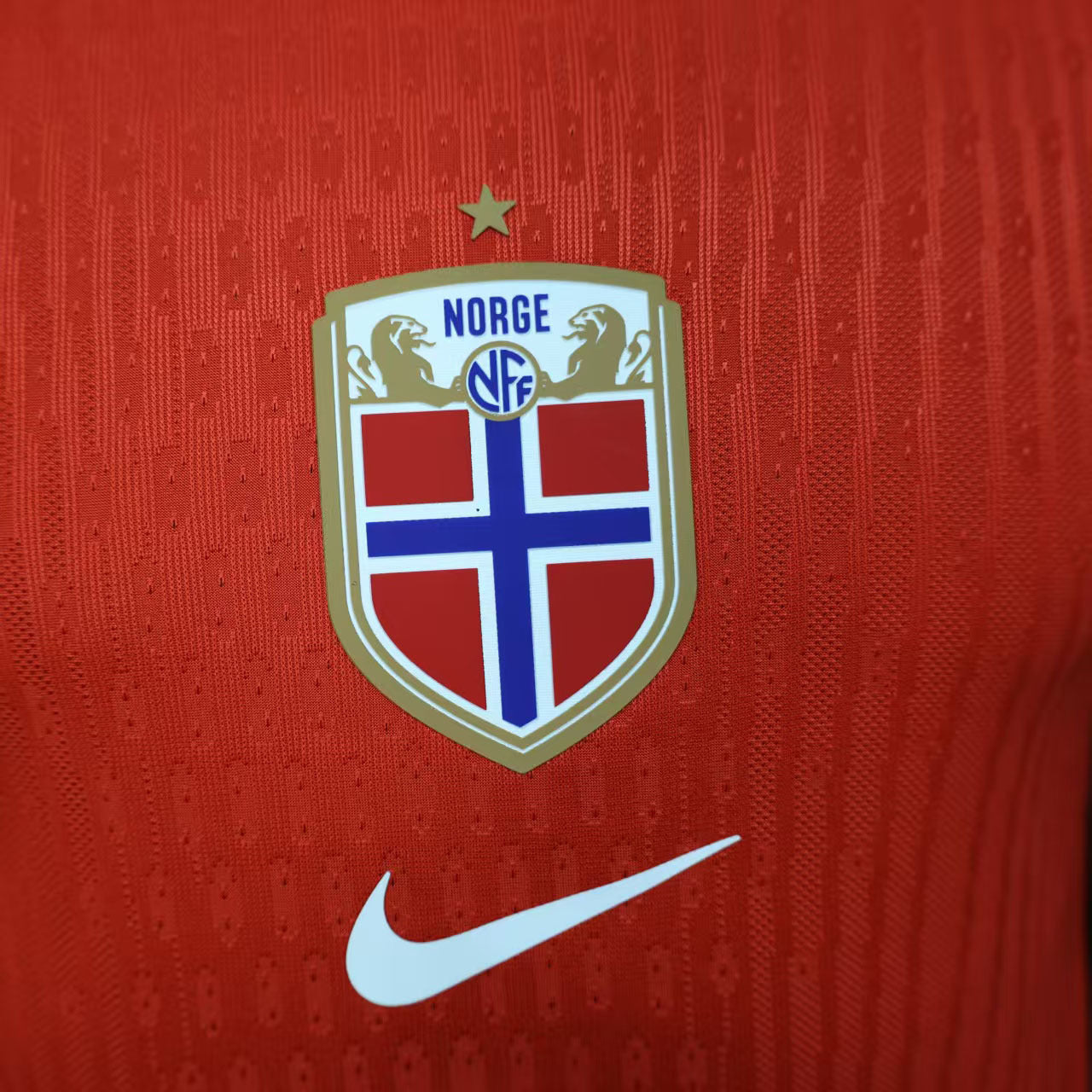 Camisa Noruega Feminino 2025 Home - (Jogador)